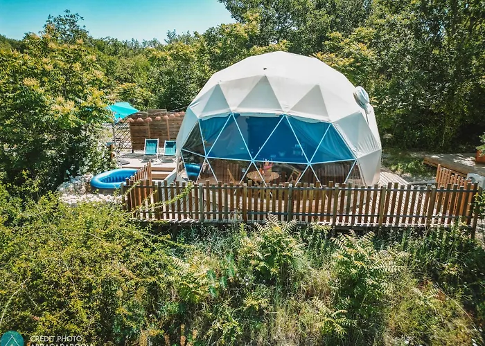 Les Domes Des Gorges